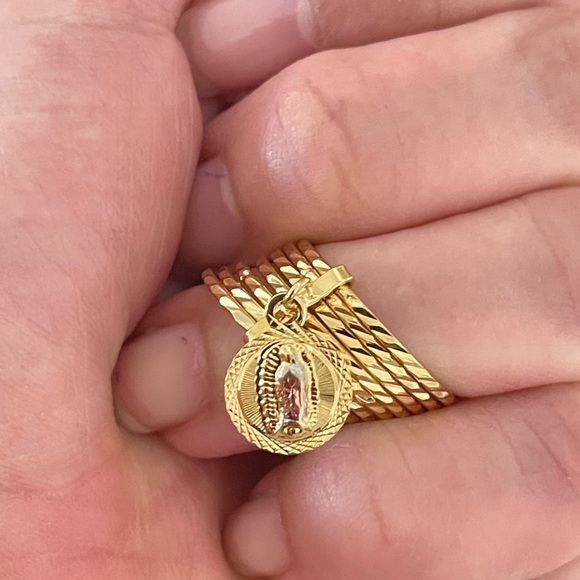 18k Gold Filled Virgen Guadalupe Semanario Ring - Picture 3 of 8